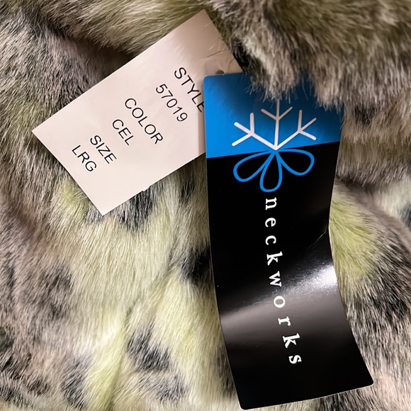 Neckworks Green Leopard FAUX FUR Jacket Coat Super Soft Size Large - Picture 5 of 6